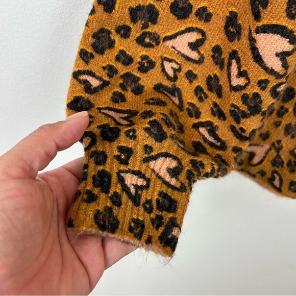 Karl Lagerfeld Animal Heart print mock neck fuzzy sweater size: XS - Picture 5 of 11